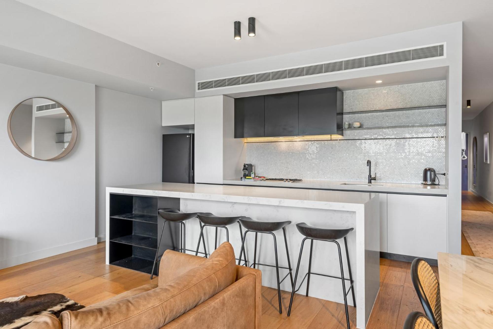 Stylish & Spotless 2-bed In St Kilda